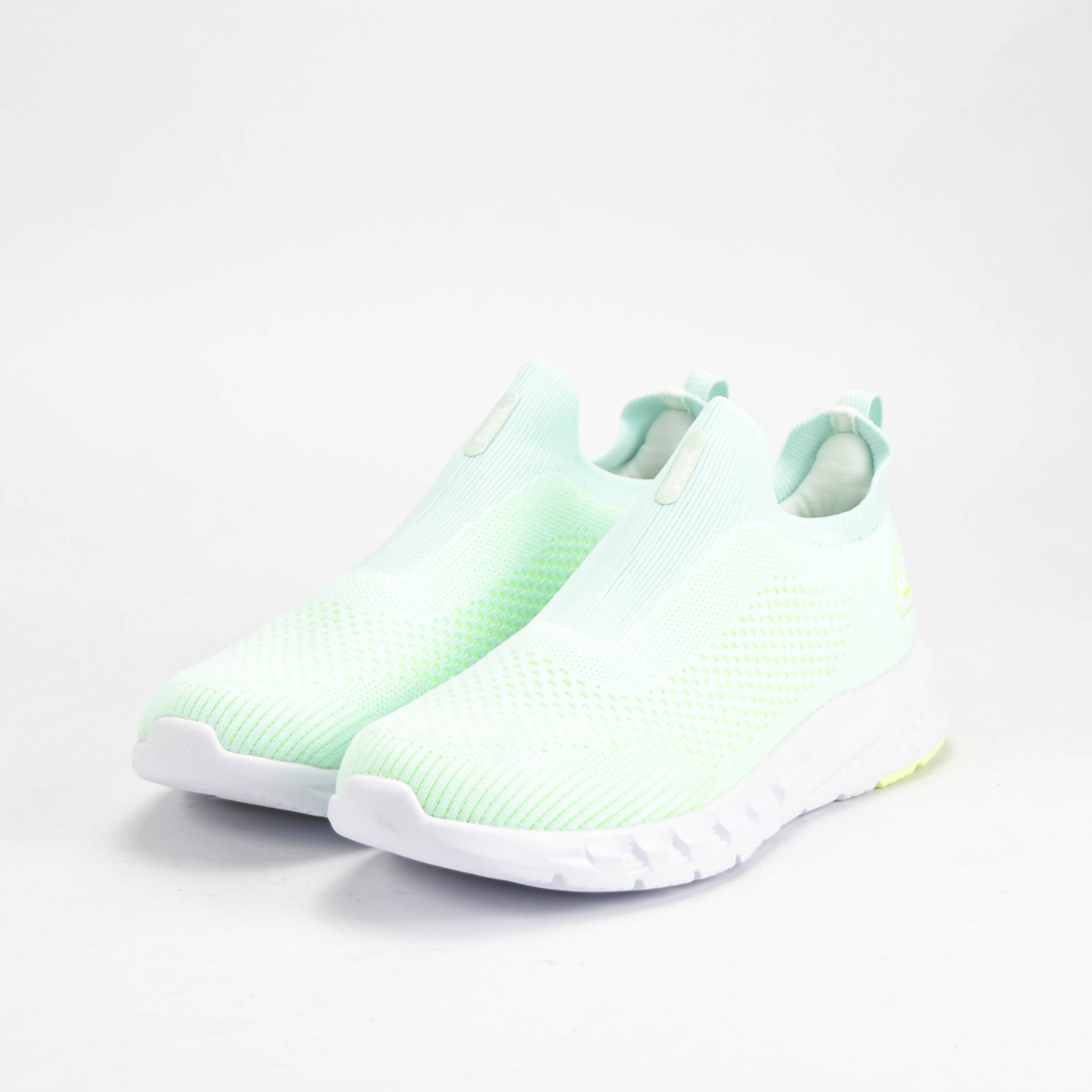 PEAK SHOES
