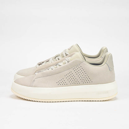 Adidas Acesmash