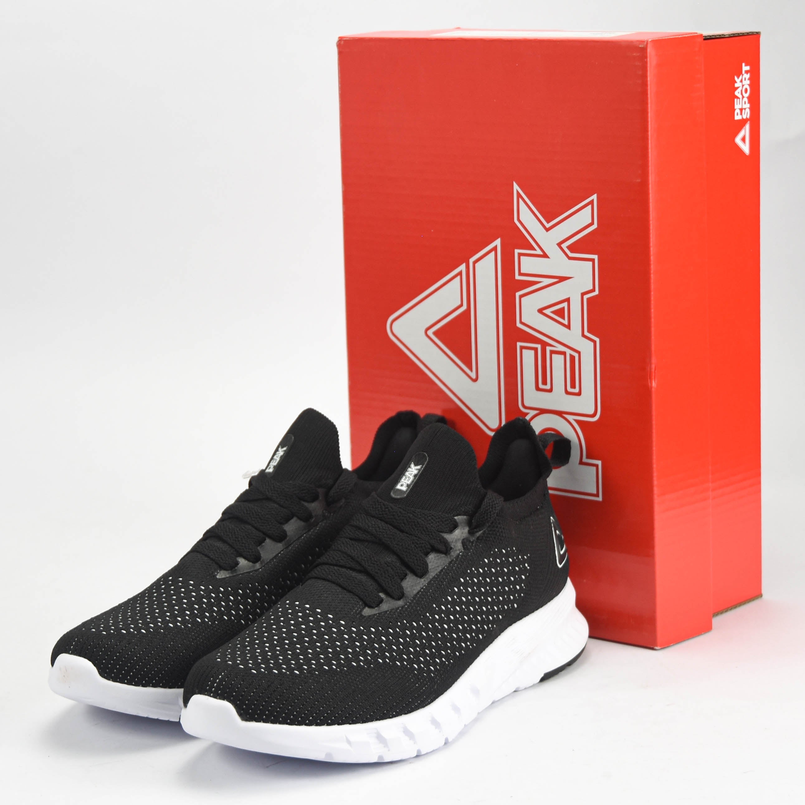 PEAK SHOES