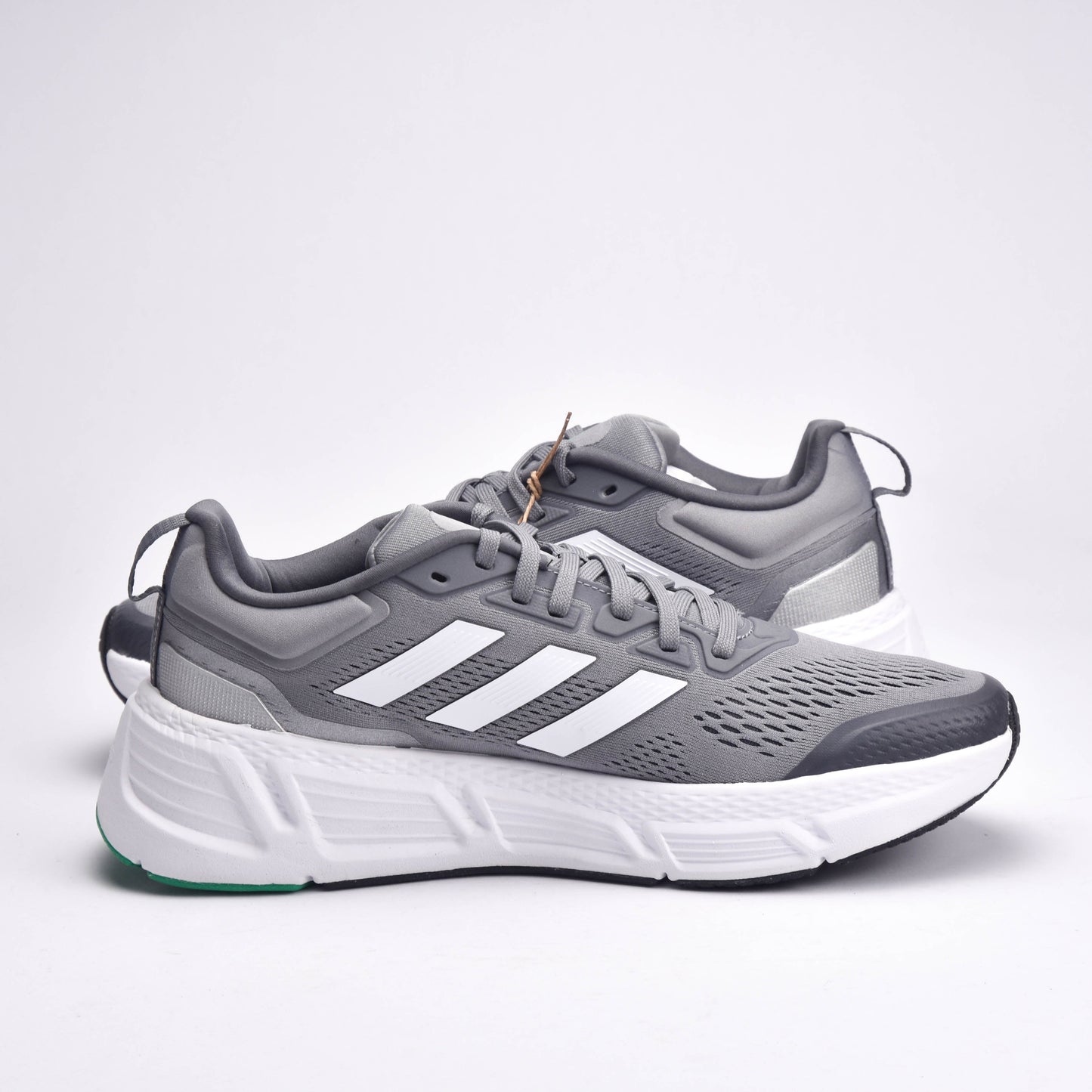 ADIDAS QUESTAR