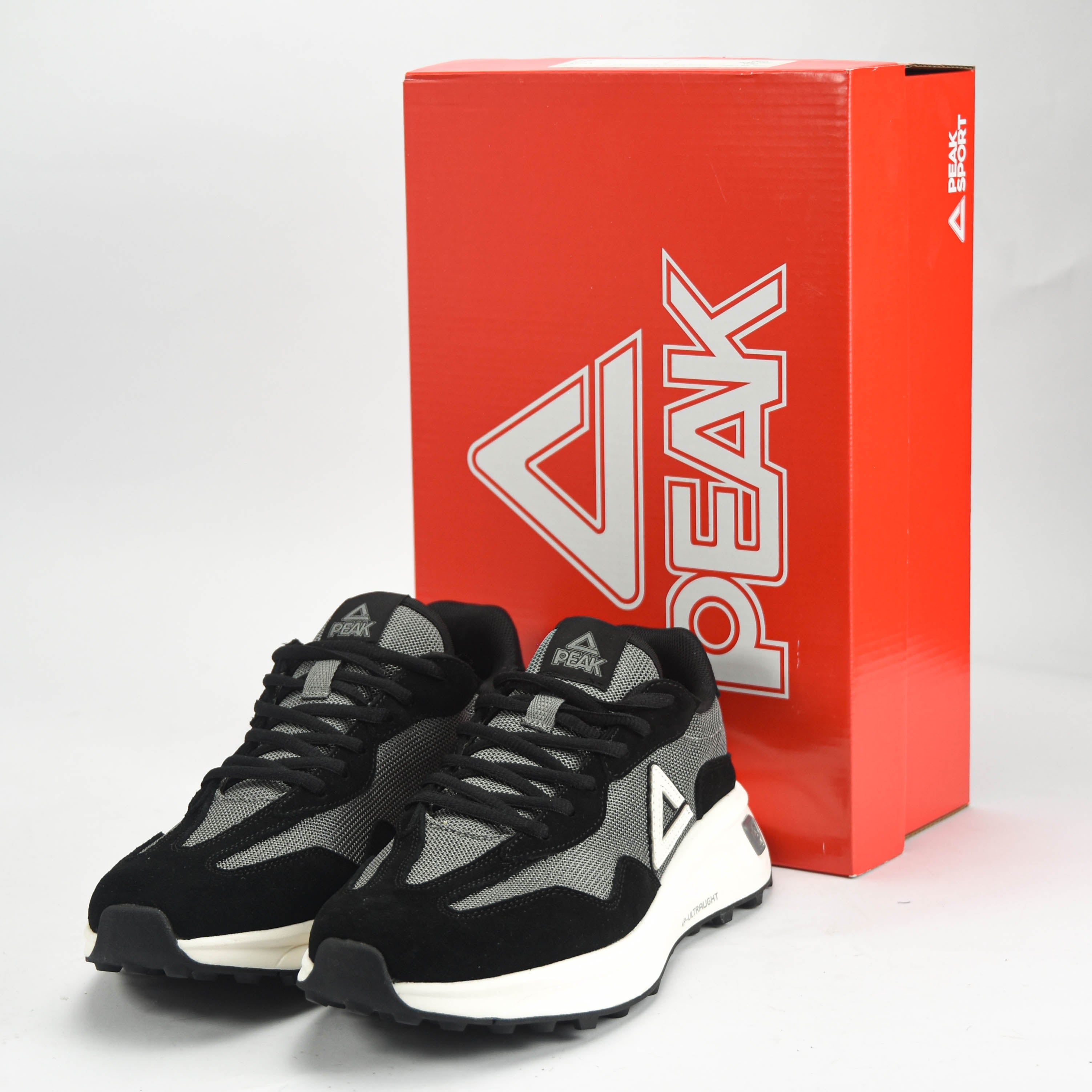 PEAK SHOES