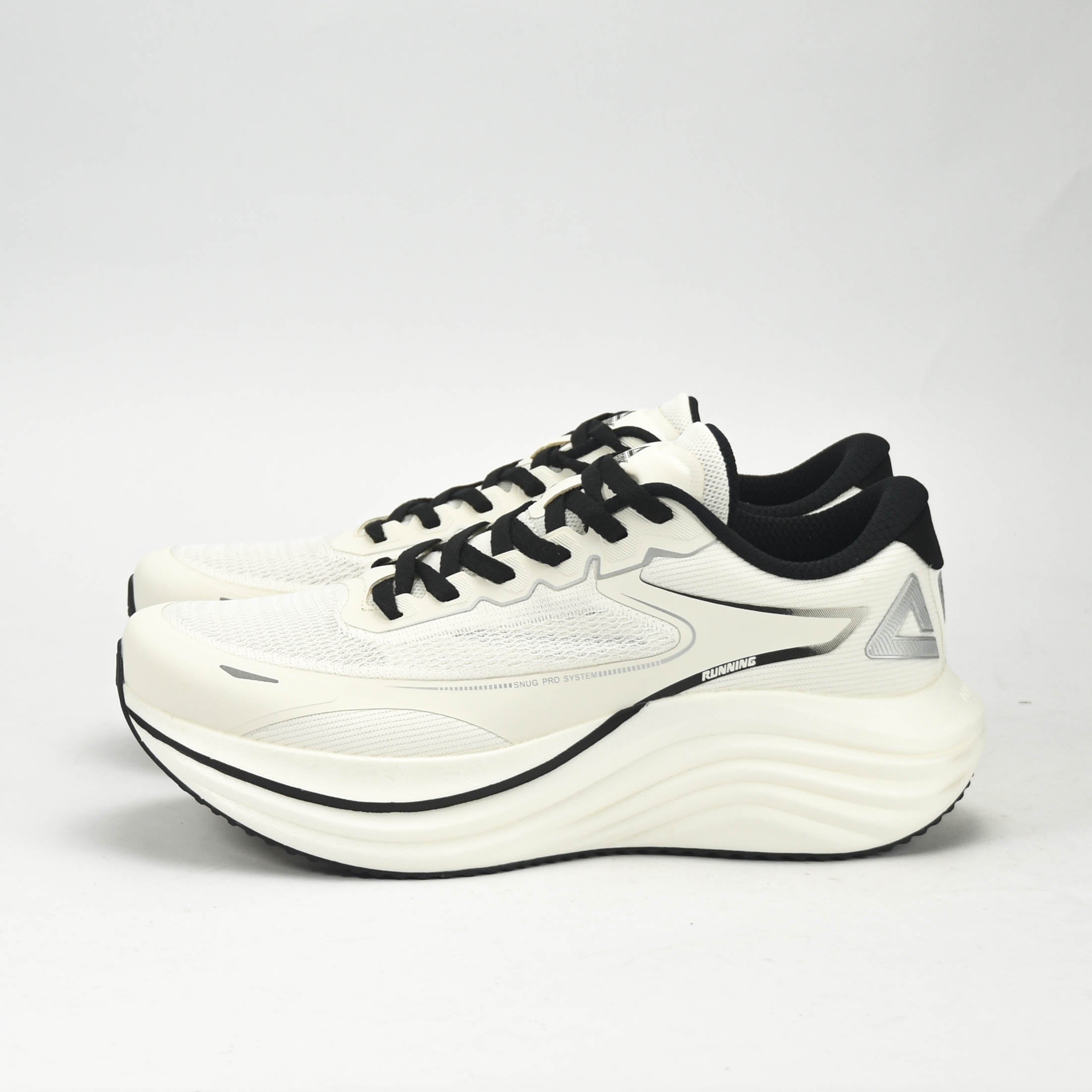 PEAK SPORTS SHOES