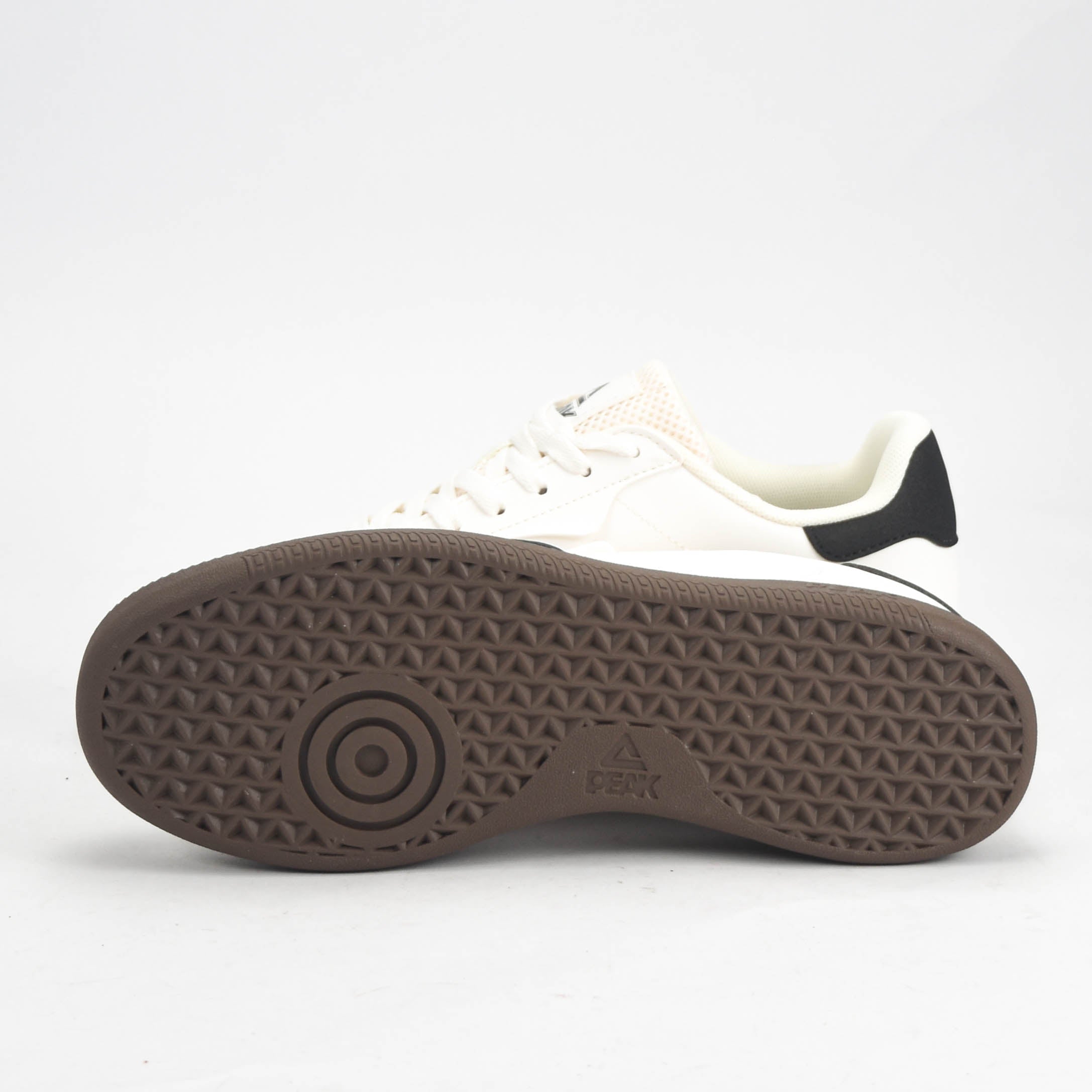 PEAK SHOES