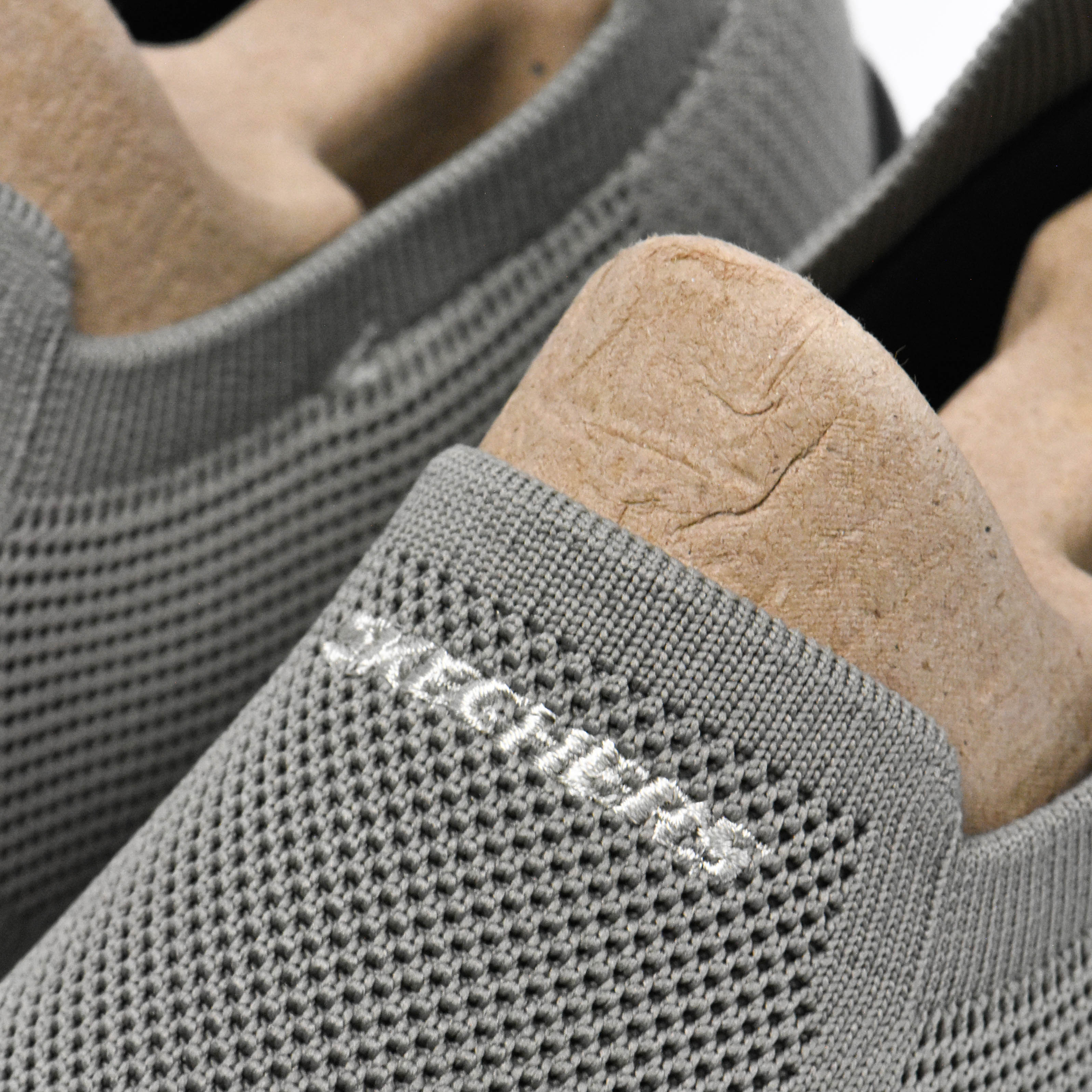 SKECHERS CORWEN - 210572-SND