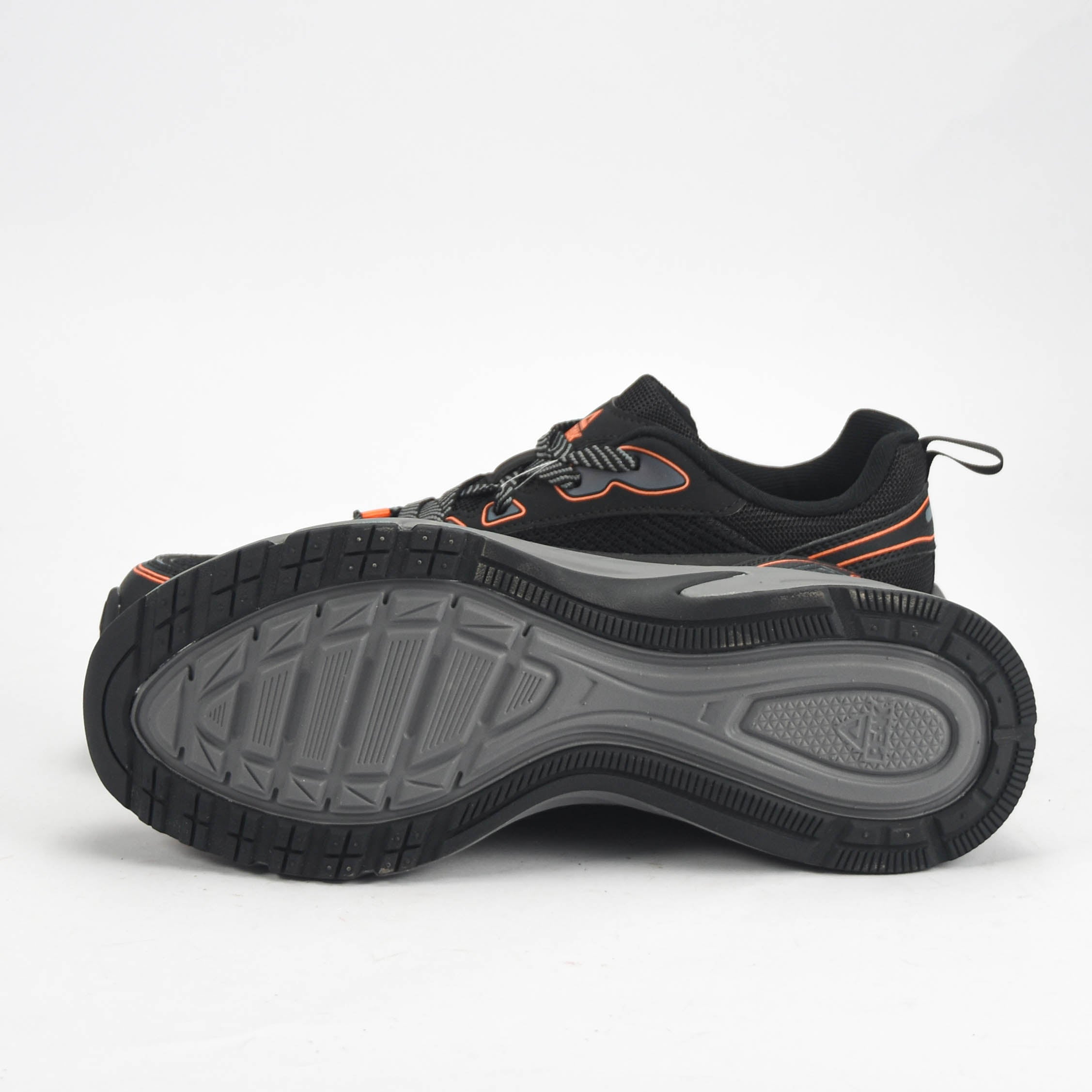 PEAK SHOES