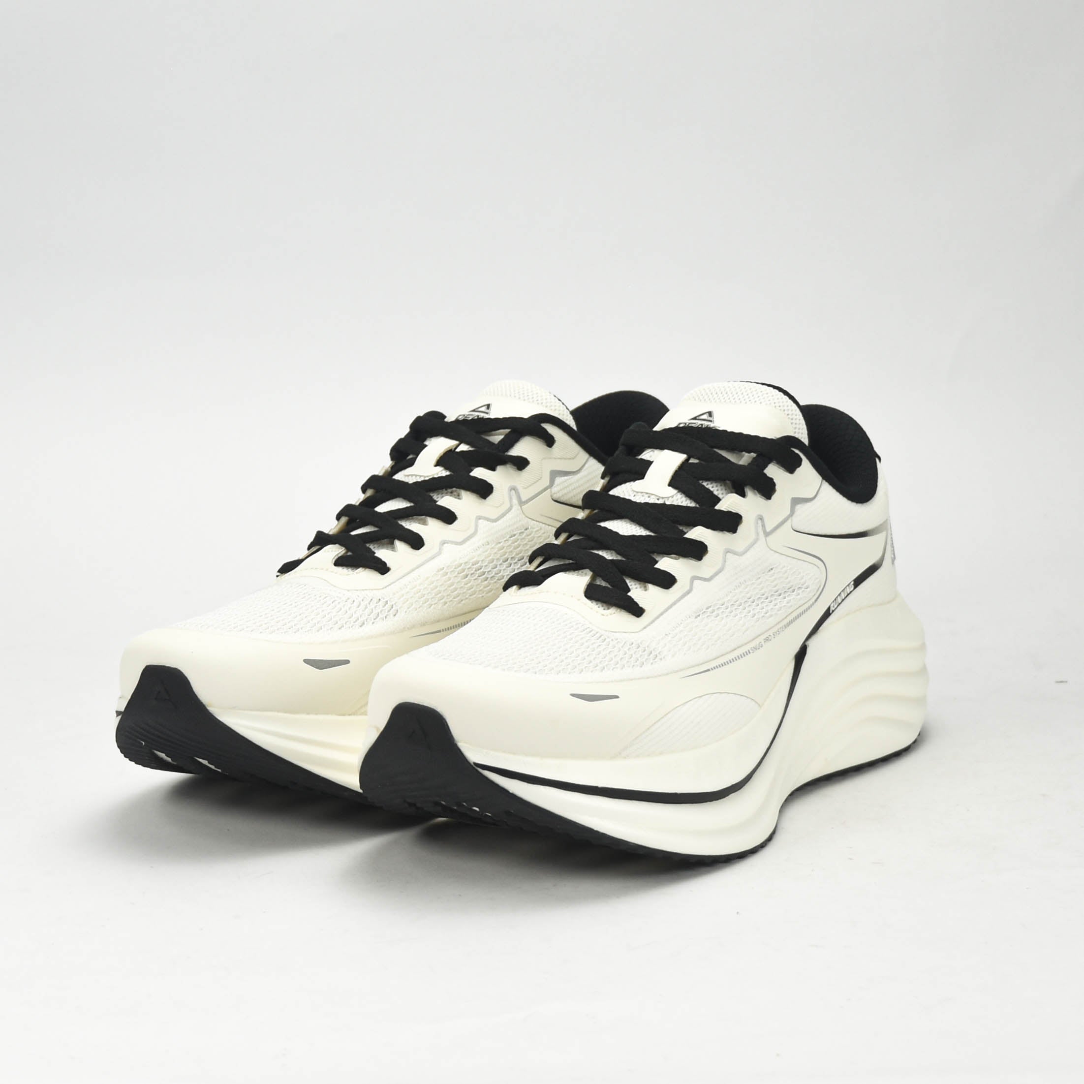 PEAK SPORTS SHOES