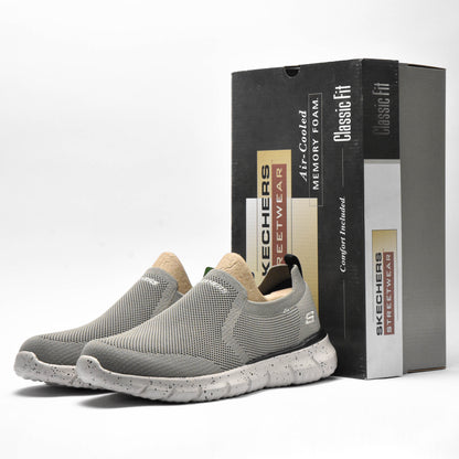 SKECHERS CORWEN - 210572-SND