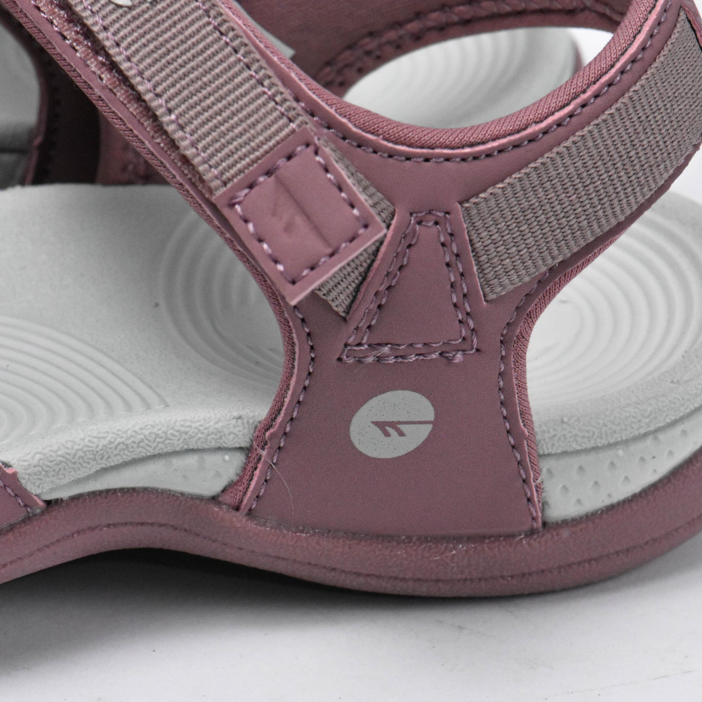 HI TEC MARINA AANSELIA