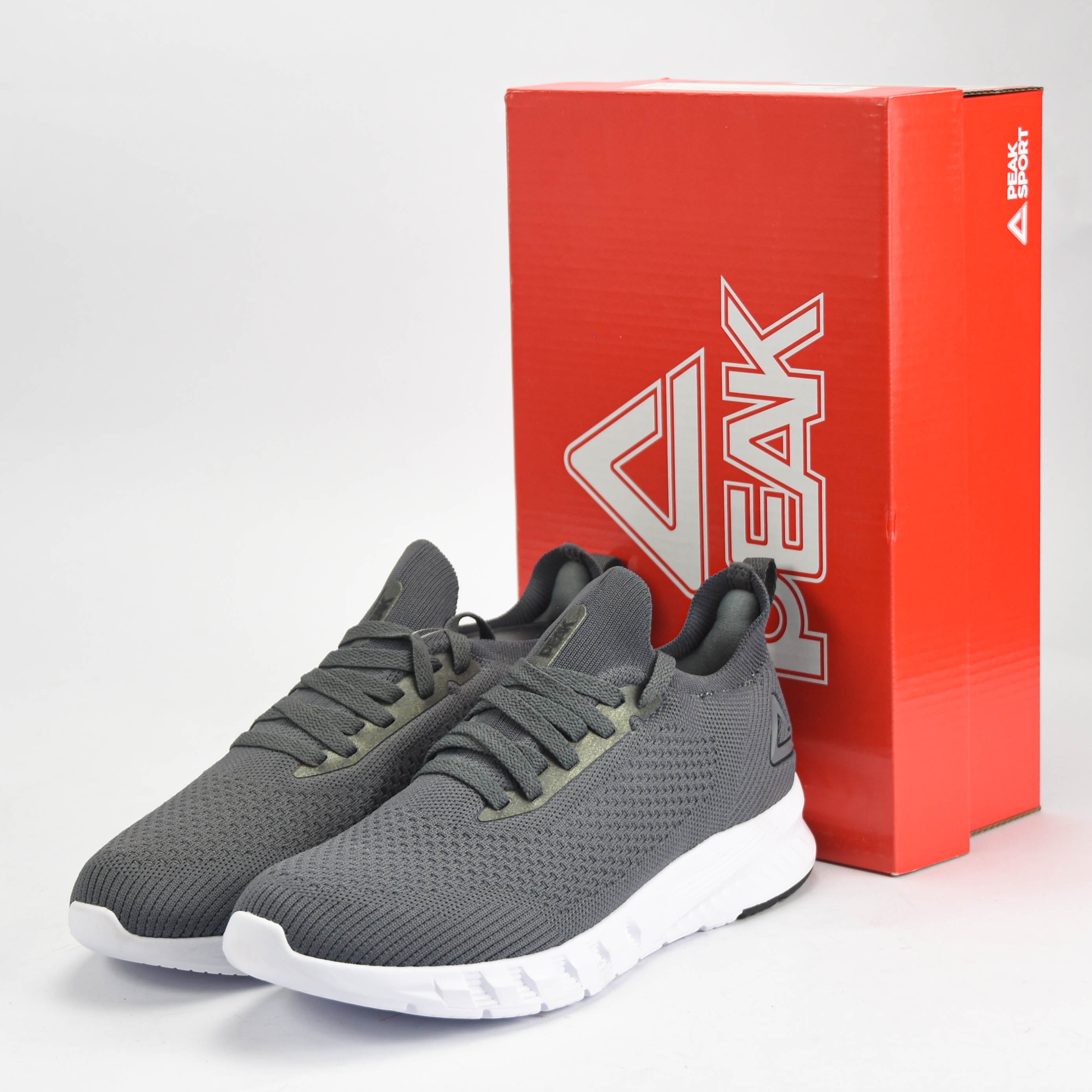 PEAK SHOES