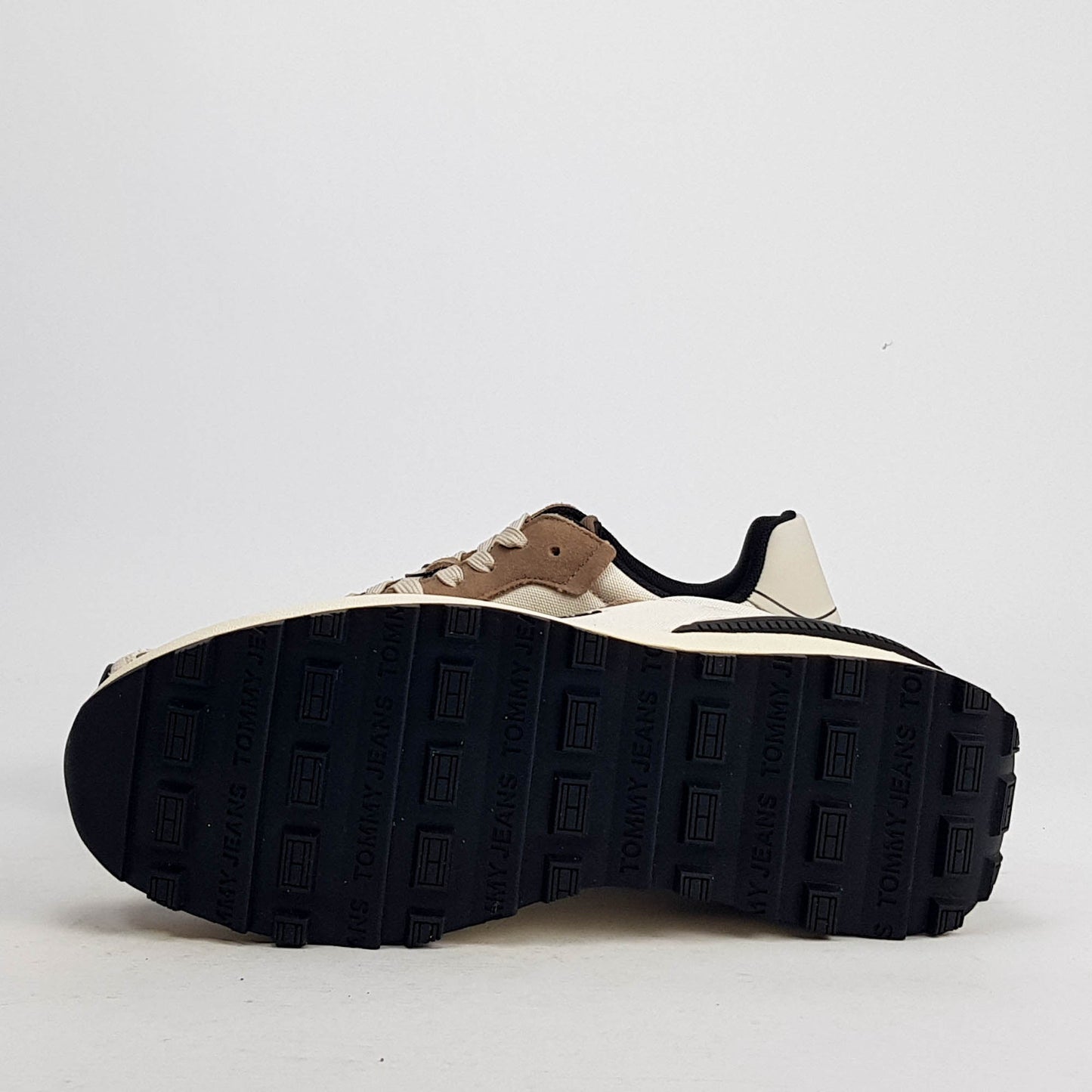 TOMMY HILFIGER MARRON CREME