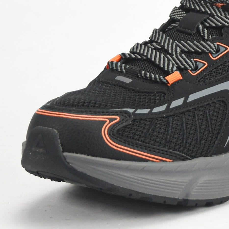 PEAK SHOES